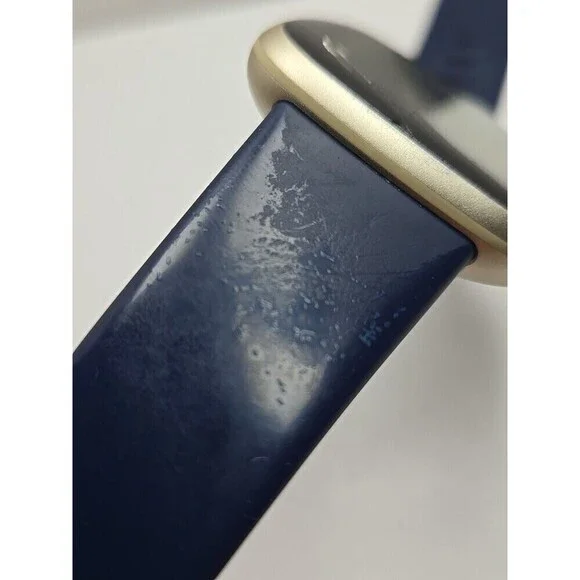 Fitbit Versa 3 FB511 Smartwatch GPS Heart Rate SpO2 Activity Tracker - Read Dis - Picture 13 of 14